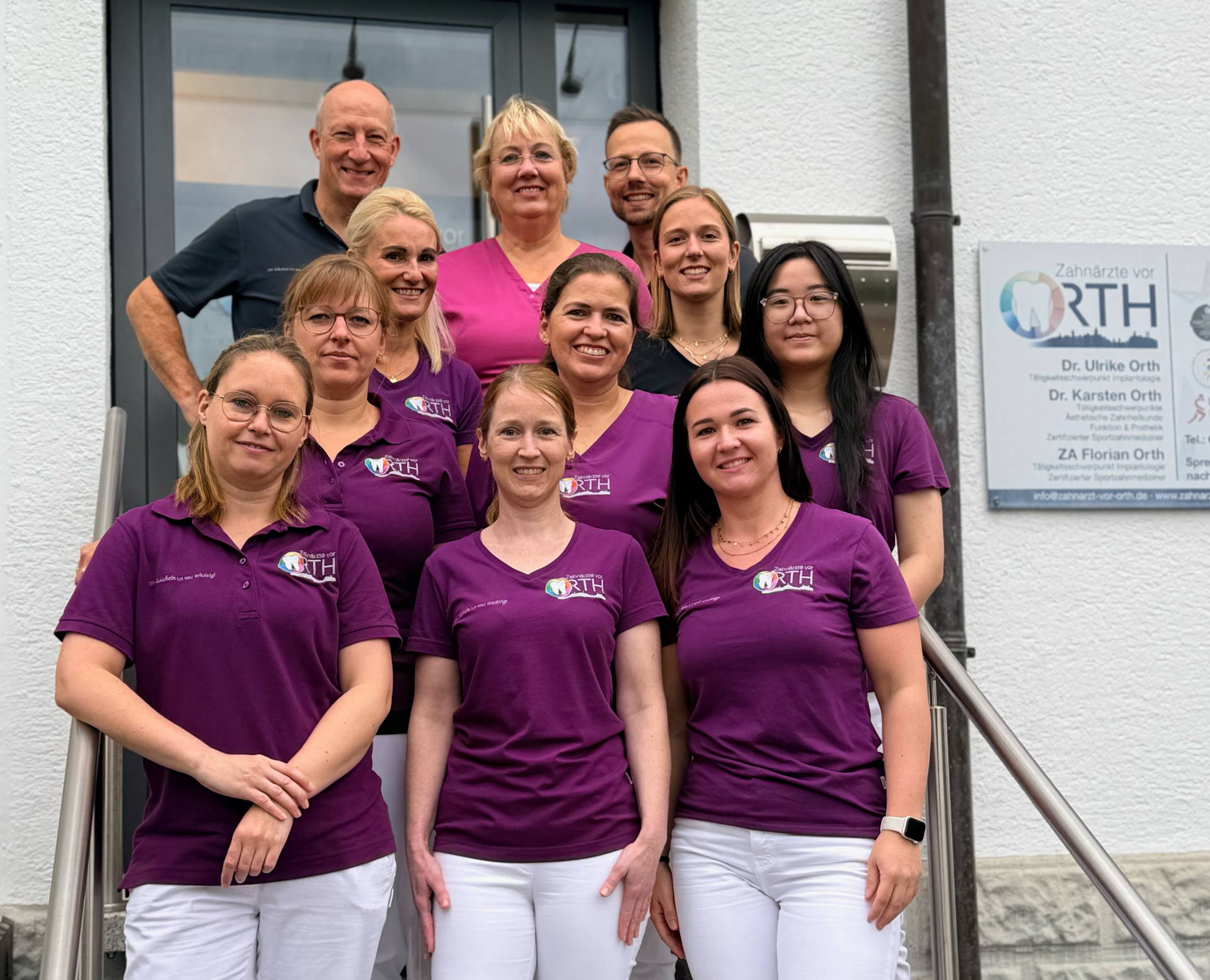 Das Team der Zahnärzte vor Orth in Schwalmstadt