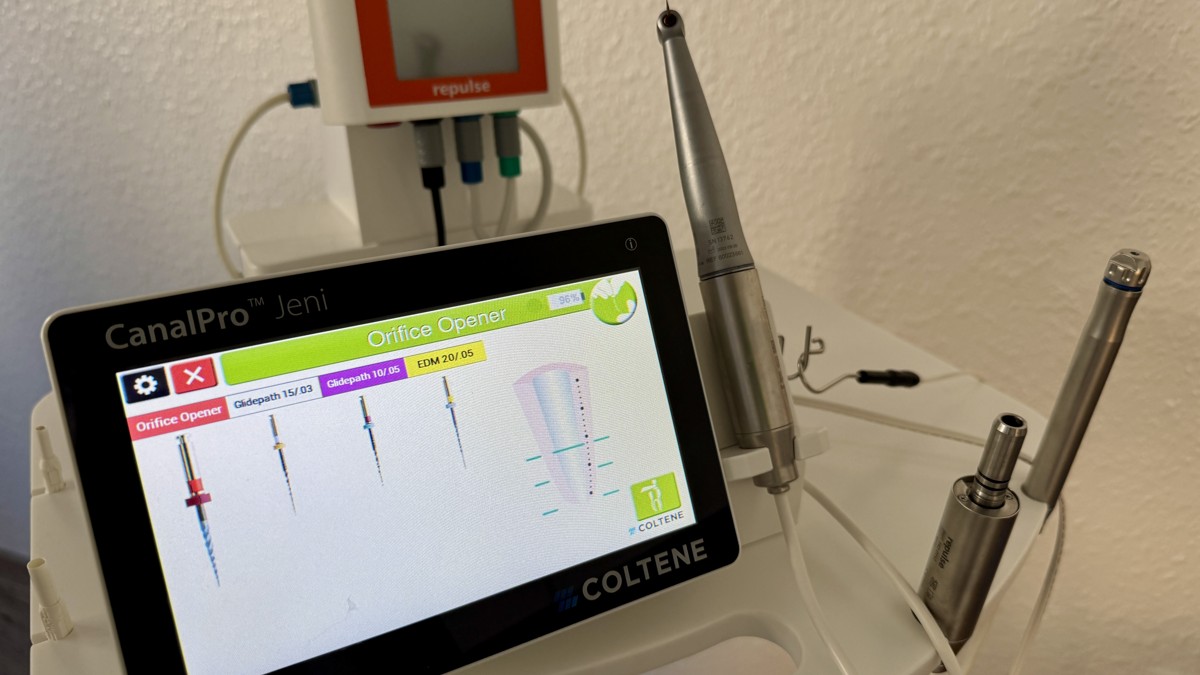 Bei der Wurzelbehandlung kommt modernste Technik zum Einsatz.
